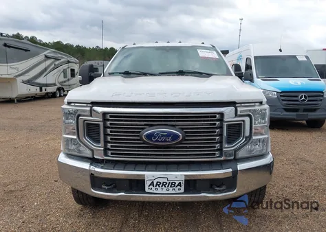 2022 Ford F-350 z USA, uszkodzony, nr VIN 1FT8W3DT7NEE21182